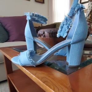 Unisa Fabric Sandals NWT